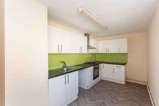 Maisonette to rent in British Street, London