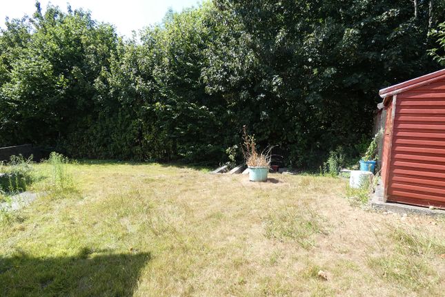 28, Cwrt Y Clafdy, Skewen photo 2