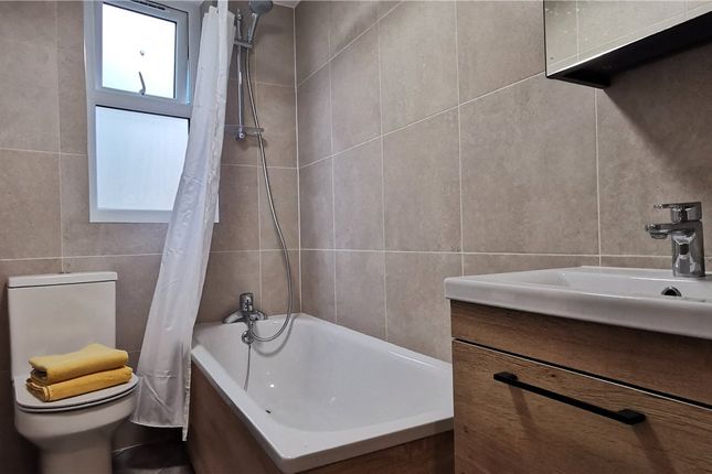 5, 55, High Road, WILLESDEN photo 5