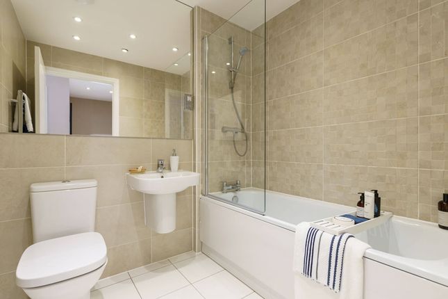 A Good-Sized Bathroom With High Quality Fixtures And Fittings