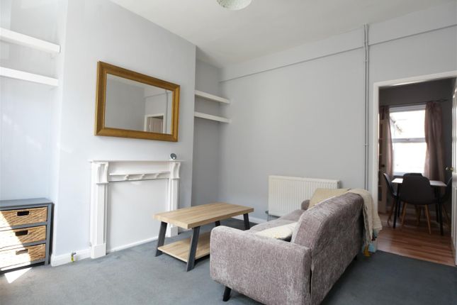 44, Lower Ebor Street, York photo 2