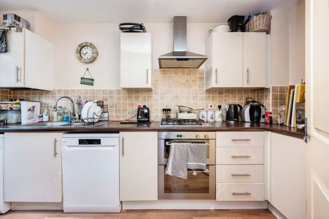 29, Whittingham Avenue, AYLESBURY photo 4