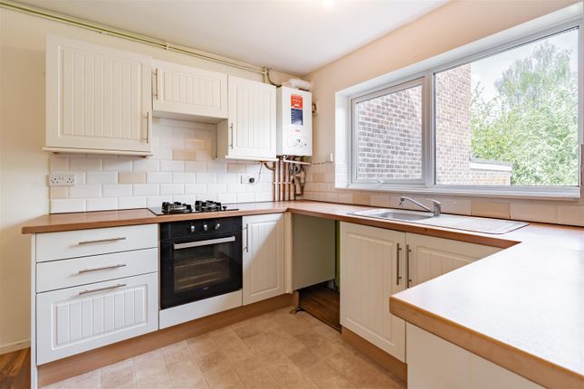 28, Porchester Close, Hartley photo 2