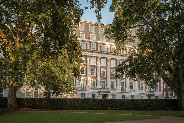 No.1 Grosvenor Square, London photo 2