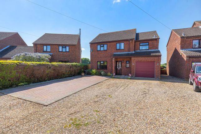 Thumbnail Detached house for sale in Highfield Way, Coltishall, Norwich