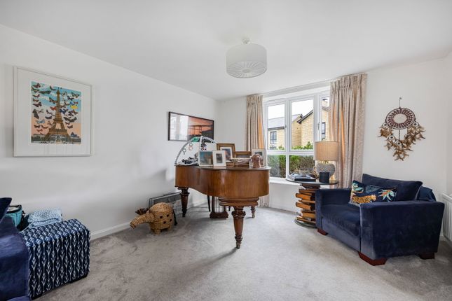 2, Clover Drive, Cheltenham photo 4