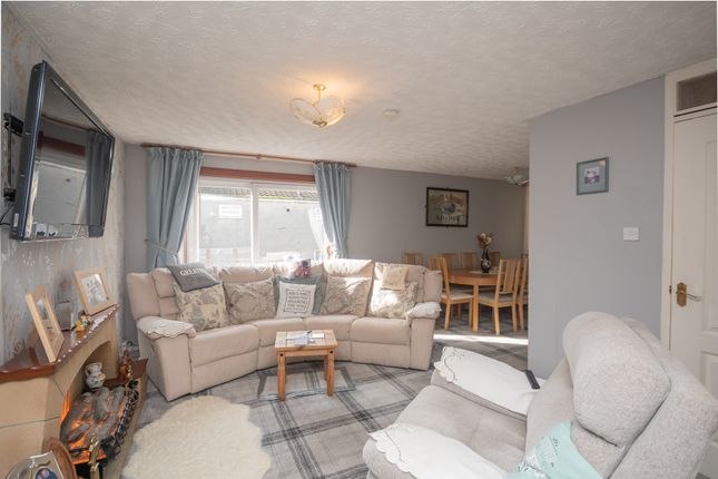 Skye Drive, Cumbernauld photo 3