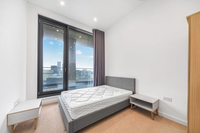 Flat for sale in Legacy Tower, Great Eastern Road, Stratford