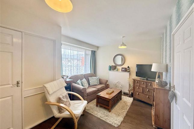 12, Sandringham Court, Southport photo 3