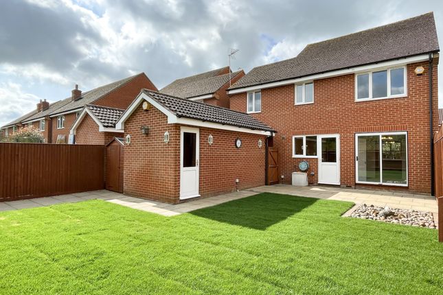 Detached house for sale in Youens Drive, Thame, Thame, Oxfordshire, Oxfordshire