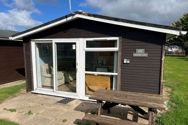 2-bed house on 212, Atlantic Bays Holiday Park, Padstow, £20,000
