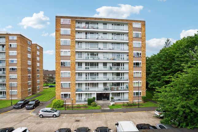 Thumbnail Flat for sale in Dove Park, Hatch End, Pinner