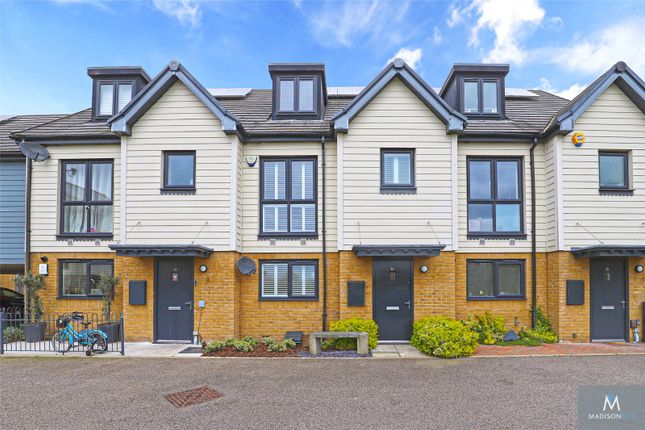 Thumbnail Detached house for sale in Becket Close, Woodford Green