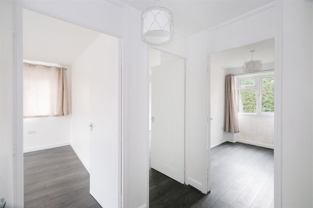 Flat to rent in Trotwood, Chigwell