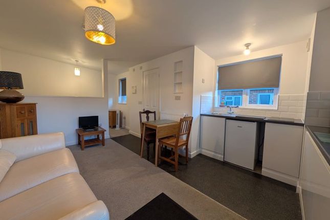 Garden Studio, 21, Duncan Road, Chichester photo 2