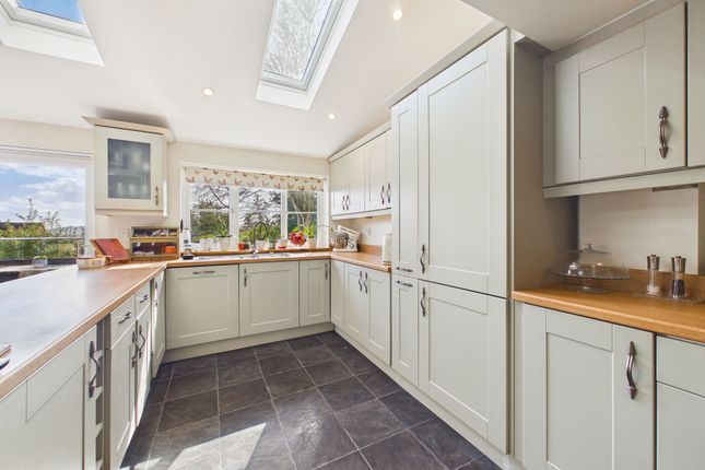 4 Jocelyn Mead, Crediton photo 2