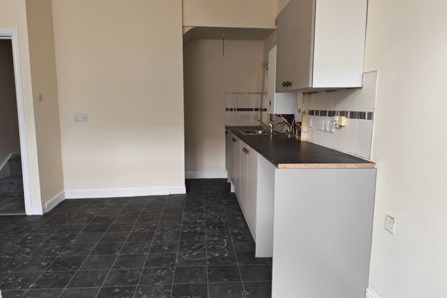 6, Kingswood Street, Bradford photo 3