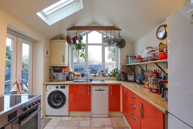 268a, Cooden Drive, Bexhill-on-Sea photo 4