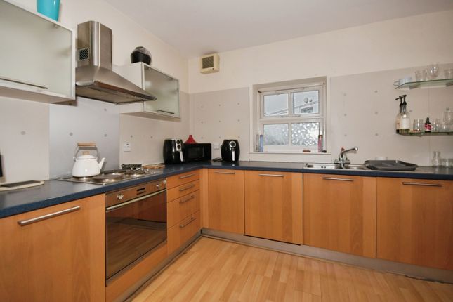 Apartment 3, St. Pauls Chambers, 6, St. Pauls Parade, South Yorkshire photo 3