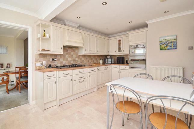 22, Silbury Rise, Bristol photo 3