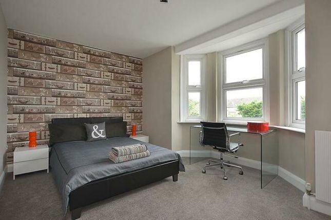 Thumbnail Room to rent in Hithermoor Road, Staines