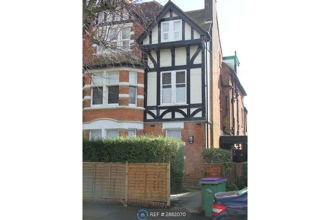 Flat, Grimston Gardens, Folkestone photo 3
