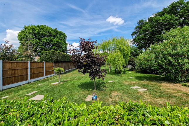 10, Mount Avenue, Hockley photo 2