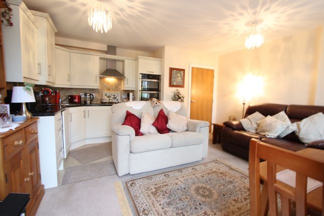 Flat 1, The Aspens, Northbrook Road, Swanage photo 4