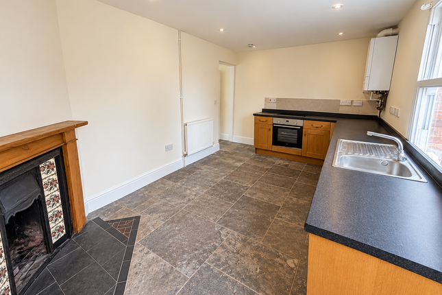 15, Bratton Road, Westbury photo 3