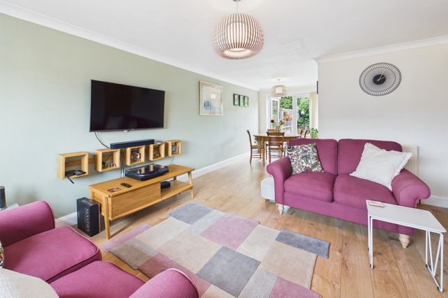 37, Elstree Road, Hemel Hempstead photo 3