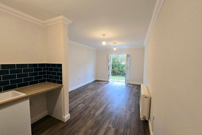 17 Caer Castell House Coychurch Road, Bridgend photo 2
