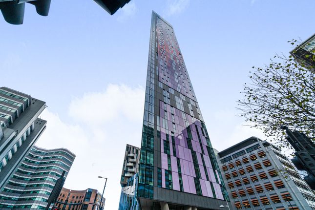 Thumbnail Flat for sale in Saffron Central Square, Wellesley Road, Croydon, Greater London