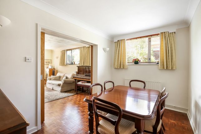 4, Godley Road, Salisbury photo 3