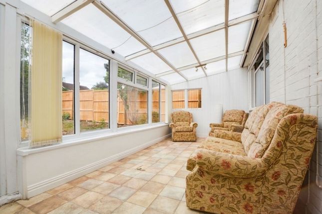 14 Brixham Drive, Wigston photo 3