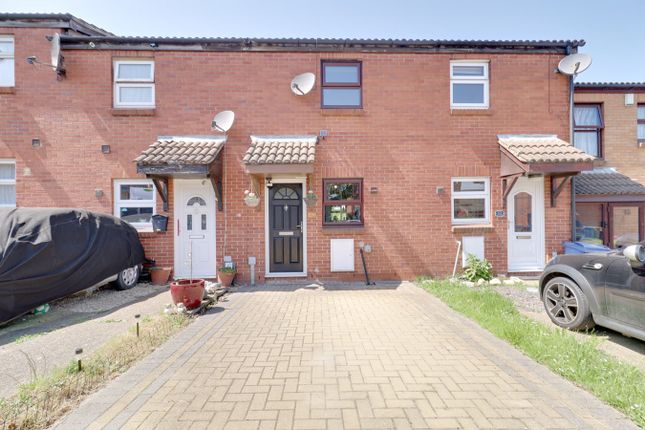 Thumbnail Terraced house for sale in Fanns Rise, Purfleet-On-Thames