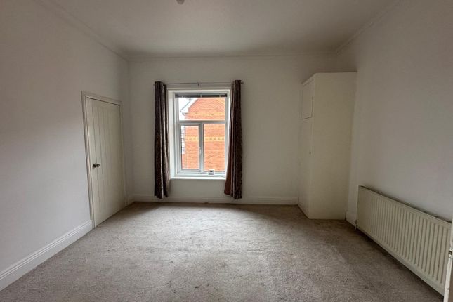 Flat 18 Sefton Court,, 42-44 North Promenade, Lytham St. Annes photo 4