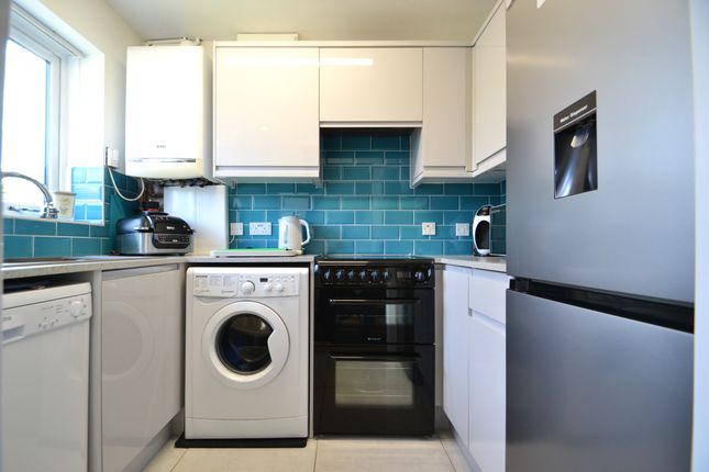 2, Powell Place, Newport photo 4
