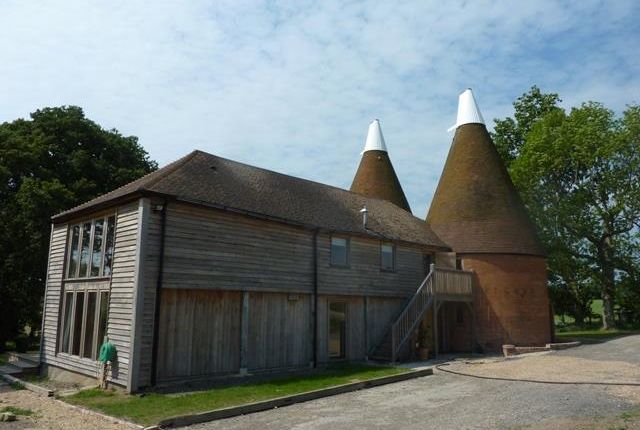 Thumbnail Barn conversion to rent in Tillingham Lane, Peasmarsh, East Sussex