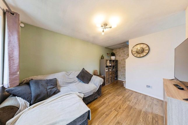 1, Streatham Place, Milton Keynes photo 4