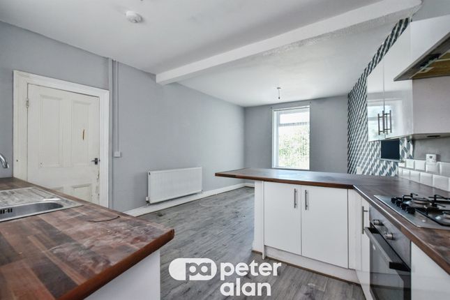 17, Ivor Terrace, Merthyr Tydfil photo 4