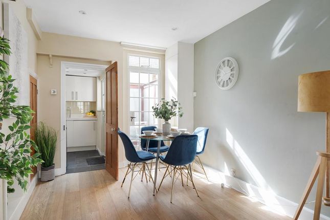 Terraced house for sale in Hyde Road, Richmond