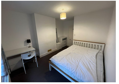 Room 4, Canterbury photo 5