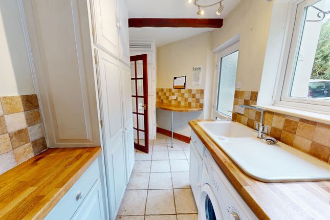 21, Upper Washwell, Stroud photo 4