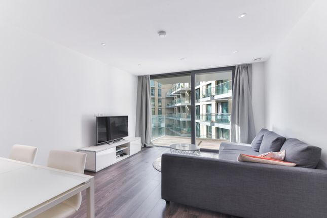 Thumbnail Flat to rent in Meranti House, Goodman's Field, London