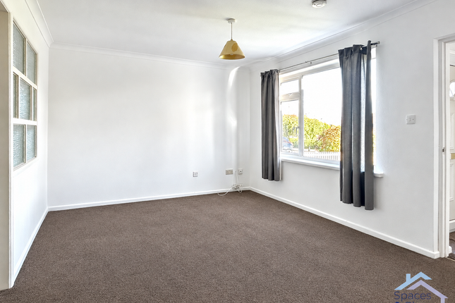 Balmoral Way, Weston-super-Mare photo 2
