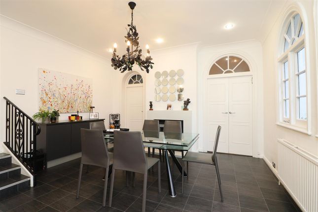1, Barham Avenue, Borehamwood photo 5