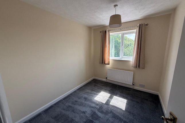 24, Henley Court, Gainsborough photo 4