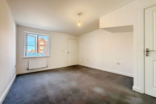 14, PETERBOROUGH photo 2