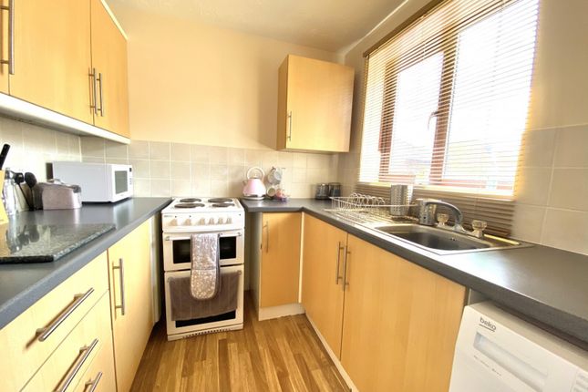12, St. Hildas Close, Oxfordshire photo 4