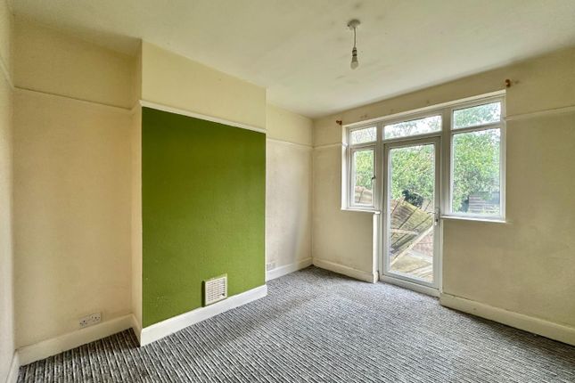 93, Nield Road, Hayes photo 4